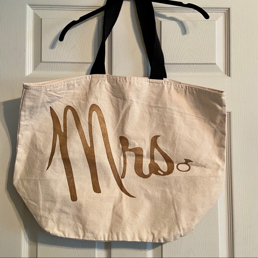NWOT “Mrs” canvas tote